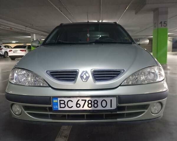 Бежевый Рено Меган, объемом двигателя 1.39 л и пробегом 168 тыс. км за 3300 $, фото 1 на Automoto.ua
