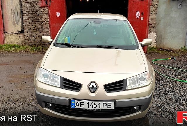 Бежевий Рено Меган, об'ємом двигуна 1.6 л та пробігом 203 тис. км за 4500 $, фото 1 на Automoto.ua