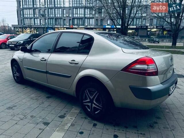 Бежевий Рено Меган, об'ємом двигуна 1.4 л та пробігом 249 тис. км за 5200 $, фото 1 на Automoto.ua