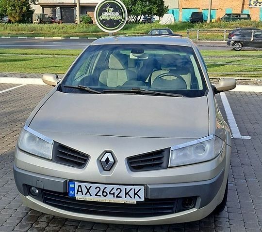 Бежевий Рено Меган, об'ємом двигуна 1.6 л та пробігом 303 тис. км за 4600 $, фото 1 на Automoto.ua