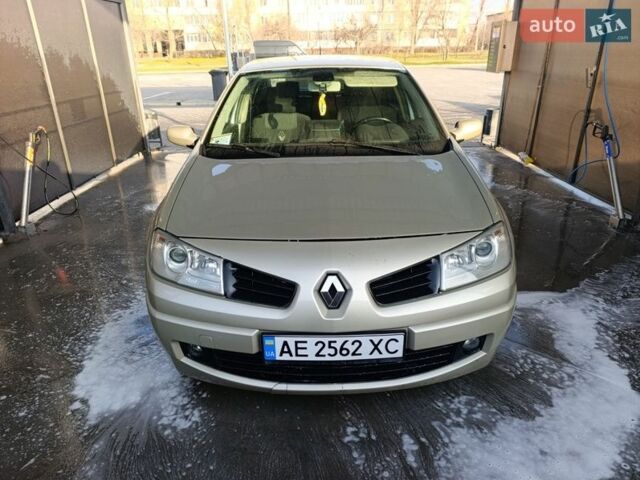 Бежевий Рено Меган, об'ємом двигуна 1.6 л та пробігом 291 тис. км за 4450 $, фото 1 на Automoto.ua