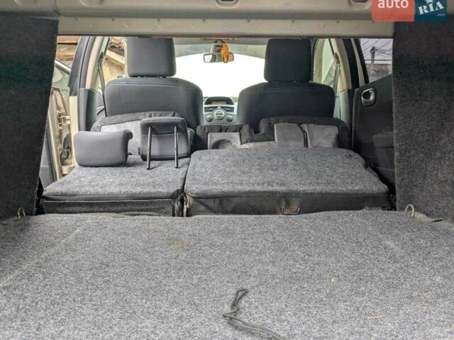 Бежевий Рено Меган, об'ємом двигуна 1.6 л та пробігом 214 тис. км за 3950 $, фото 1 на Automoto.ua