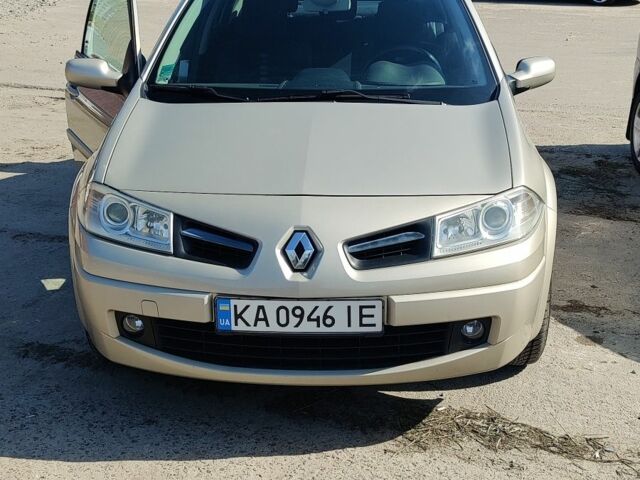 Бежевый Рено Меган, объемом двигателя 1.6 л и пробегом 184 тыс. км за 4500 $, фото 1 на Automoto.ua