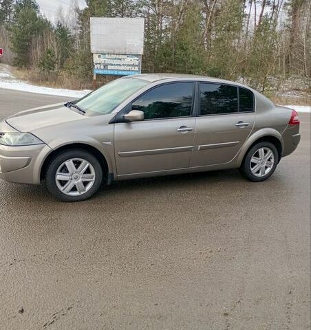 Бежевий Рено Меган, об'ємом двигуна 1.6 л та пробігом 145 тис. км за 6800 $, фото 1 на Automoto.ua