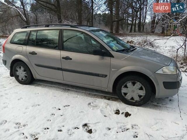 Бежевый Рено Меган, объемом двигателя 1.6 л и пробегом 315 тыс. км за 3800 $, фото 1 на Automoto.ua