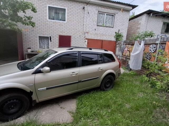 Бежевий Рено Меган, об'ємом двигуна 1.6 л та пробігом 290 тис. км за 4200 $, фото 1 на Automoto.ua