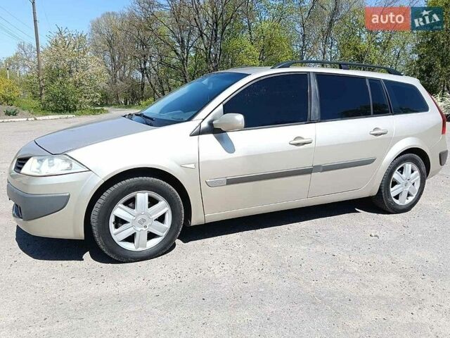Бежевый Рено Меган, объемом двигателя 1.6 л и пробегом 250 тыс. км за 5300 $, фото 1 на Automoto.ua