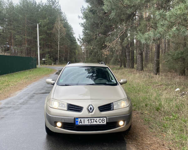 Бежевый Рено Меган, объемом двигателя 1.9 л и пробегом 411 тыс. км за 4300 $, фото 1 на Automoto.ua
