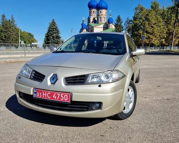 Бежевый Рено Меган, объемом двигателя 0 л и пробегом 180 тыс. км за 5900 $, фото 1 на Automoto.ua