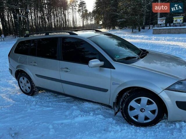 Бежевый Рено Меган, объемом двигателя 1.6 л и пробегом 235 тыс. км за 4900 $, фото 1 на Automoto.ua