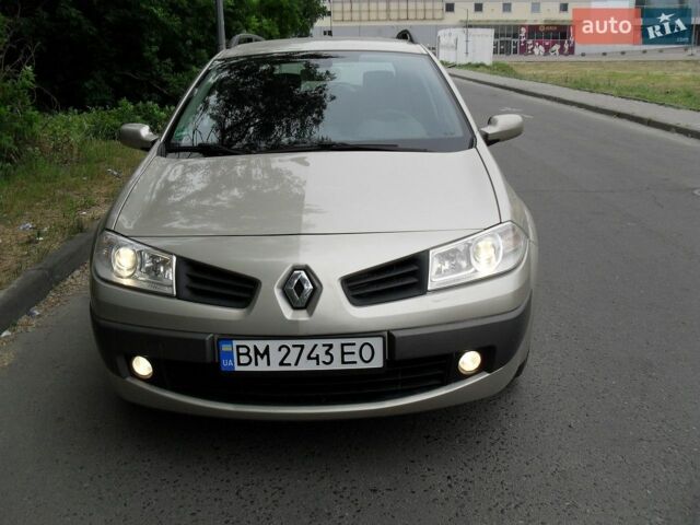 Бежевий Рено Меган, об'ємом двигуна 1.6 л та пробігом 218 тис. км за 5200 $, фото 1 на Automoto.ua