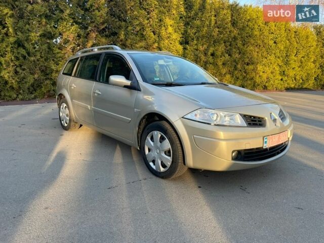 Бежевый Рено Меган, объемом двигателя 2 л и пробегом 190 тыс. км за 6300 $, фото 1 на Automoto.ua