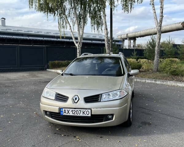 Бежевий Рено Меган, об'ємом двигуна 1.6 л та пробігом 340 тис. км за 3950 $, фото 1 на Automoto.ua