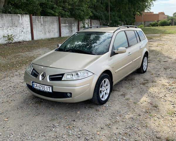Бежевий Рено Меган, об'ємом двигуна 1.6 л та пробігом 305 тис. км за 3999 $, фото 1 на Automoto.ua