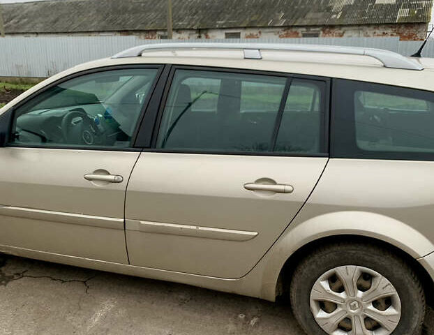 Бежевий Рено Меган, об'ємом двигуна 1.46 л та пробігом 201 тис. км за 4500 $, фото 1 на Automoto.ua