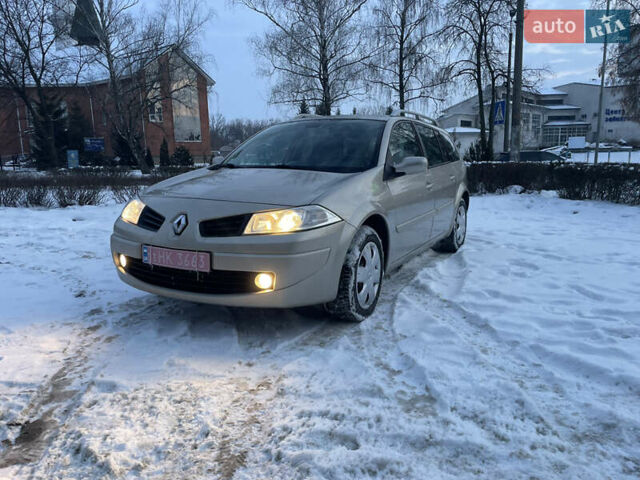 Бежевий Рено Меган, об'ємом двигуна 2 л та пробігом 190 тис. км за 6300 $, фото 1 на Automoto.ua