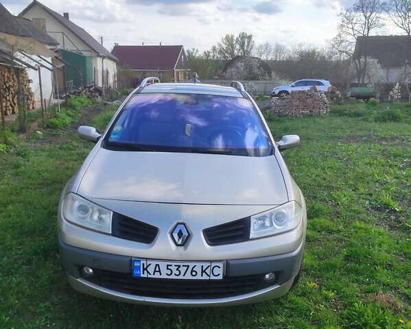 Бежевый Рено Меган, объемом двигателя 1.6 л и пробегом 197 тыс. км за 6000 $, фото 1 на Automoto.ua