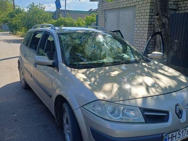 Бежевий Рено Меган, об'ємом двигуна 1.9 л та пробігом 302 тис. км за 4100 $, фото 1 на Automoto.ua
