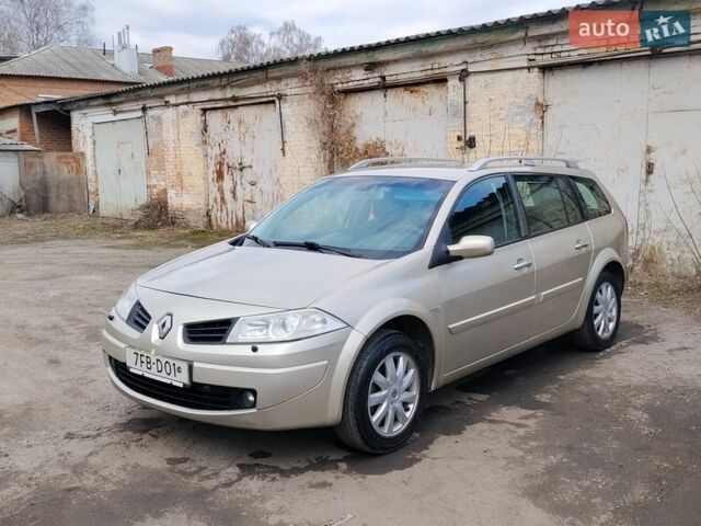 Бежевый Рено Меган, объемом двигателя 1.6 л и пробегом 230 тыс. км за 5500 $, фото 1 на Automoto.ua