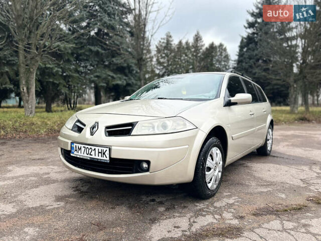 Бежевый Рено Меган, объемом двигателя 1.6 л и пробегом 248 тыс. км за 4650 $, фото 1 на Automoto.ua