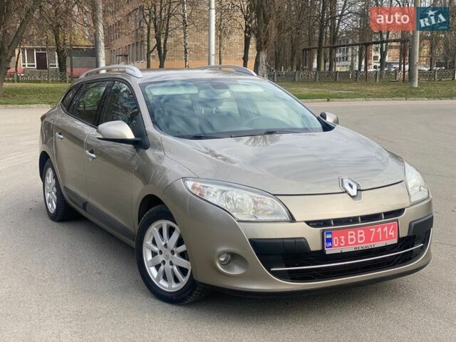 Бежевий Рено Меган, об'ємом двигуна 2 л та пробігом 177 тис. км за 7400 $, фото 1 на Automoto.ua