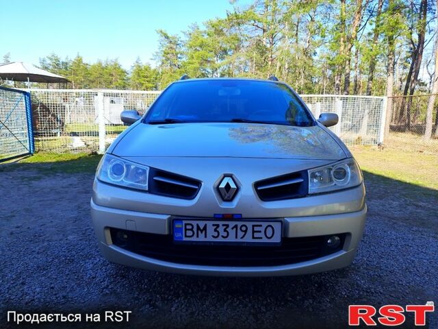 Бежевый Рено Меган, объемом двигателя 1.6 л и пробегом 220 тыс. км за 5600 $, фото 1 на Automoto.ua