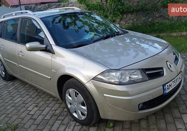 Бежевый Рено Меган, объемом двигателя 1.5 л и пробегом 237 тыс. км за 5850 $, фото 1 на Automoto.ua