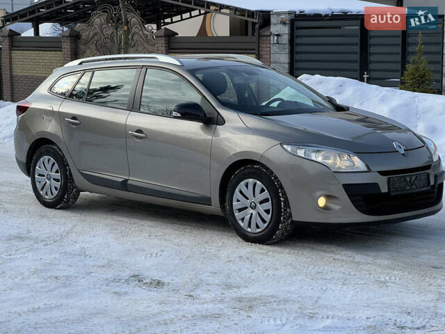 Бежевый Рено Меган, объемом двигателя 1.5 л и пробегом 203 тыс. км за 6500 $, фото 1 на Automoto.ua