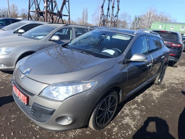 Бежевый Рено Меган, объемом двигателя 1 л и пробегом 220 тыс. км за 7200 $, фото 1 на Automoto.ua