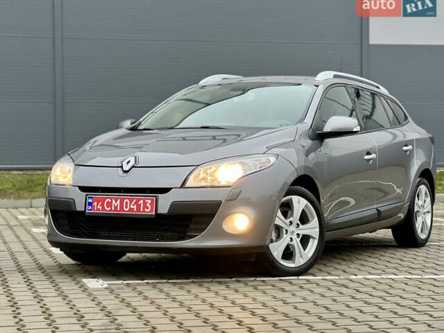 Бежевий Рено Меган, об'ємом двигуна 1.46 л та пробігом 135 тис. км за 7850 $, фото 1 на Automoto.ua