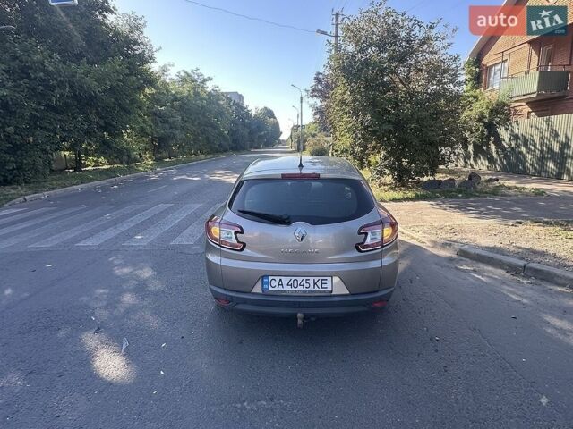 Бежевий Рено Меган, об'ємом двигуна 1.6 л та пробігом 220 тис. км за 4000 $, фото 1 на Automoto.ua