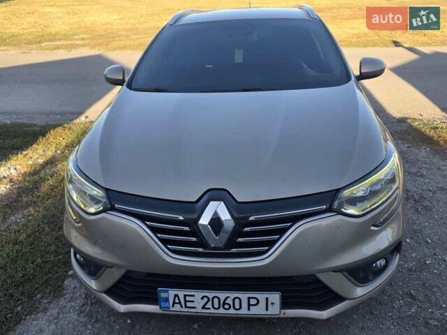 Бежевый Рено Меган, объемом двигателя 1.5 л и пробегом 218 тыс. км за 13500 $, фото 1 на Automoto.ua