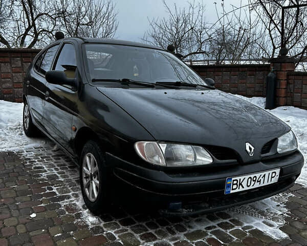 Чорний Рено Меган, об'ємом двигуна 1.6 л та пробігом 300 тис. км за 1600 $, фото 1 на Automoto.ua