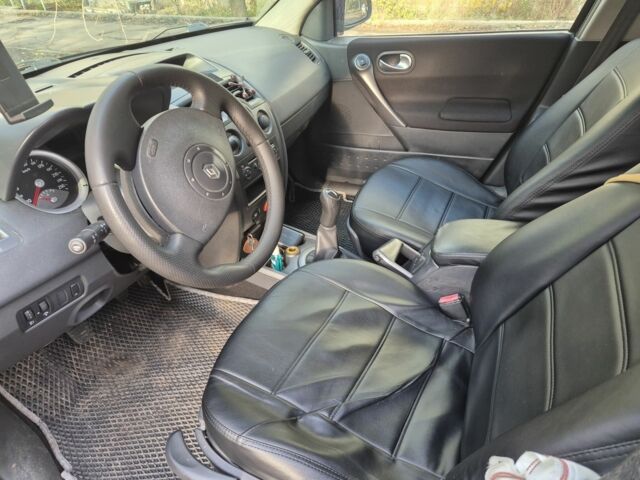 Черный Рено Меган, объемом двигателя 0 л и пробегом 230 тыс. км за 1418 $, фото 1 на Automoto.ua