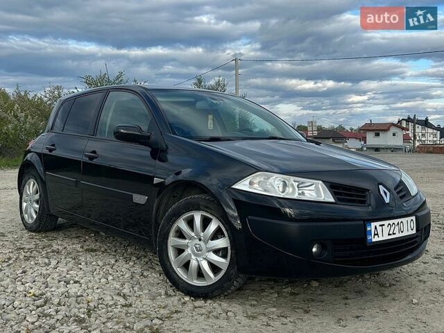 Черный Рено Меган, объемом двигателя 2 л и пробегом 220 тыс. км за 5999 $, фото 1 на Automoto.ua