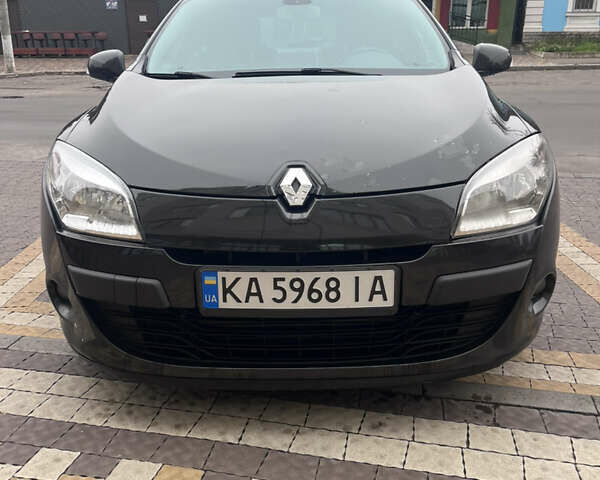 Чорний Рено Меган, об'ємом двигуна 1.46 л та пробігом 322 тис. км за 5000 $, фото 1 на Automoto.ua
