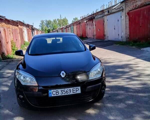 Чорний Рено Меган, об'ємом двигуна 1.6 л та пробігом 174 тис. км за 6850 $, фото 1 на Automoto.ua