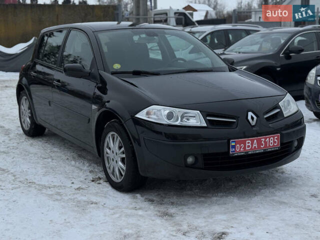 Черный Рено Меган, объемом двигателя 1.6 л и пробегом 196 тыс. км за 6400 $, фото 1 на Automoto.ua