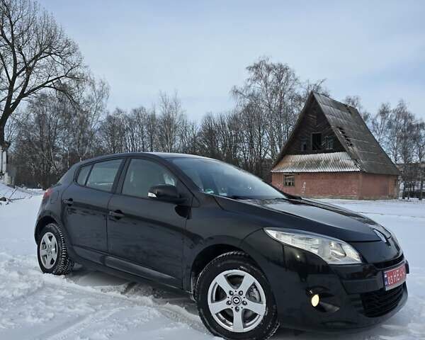 Чорний Рено Меган, об'ємом двигуна 1.6 л та пробігом 153 тис. км за 6950 $, фото 1 на Automoto.ua