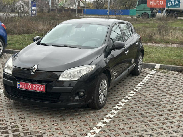 Чорний Рено Меган, об'ємом двигуна 1.6 л та пробігом 162 тис. км за 7399 $, фото 1 на Automoto.ua