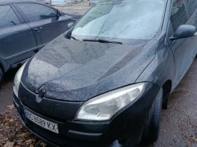 Черный Рено Меган, объемом двигателя 1.5 л и пробегом 3 тыс. км за 4300 $, фото 1 на Automoto.ua