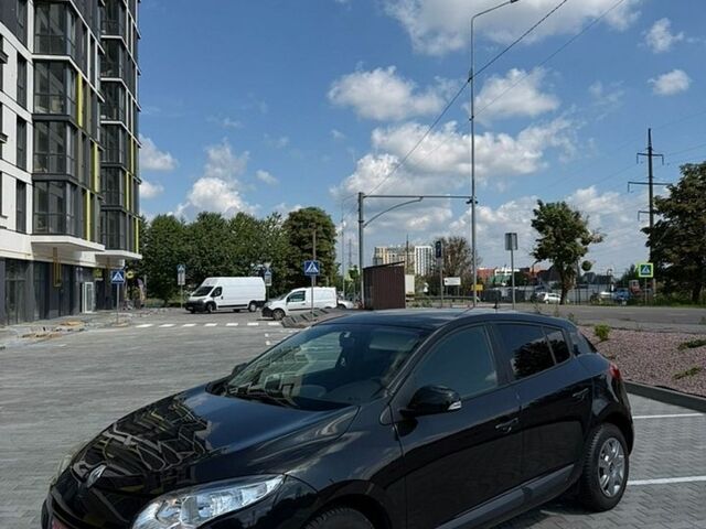 Черный Рено Меган, объемом двигателя 1.6 л и пробегом 220 тыс. км за 6200 $, фото 1 на Automoto.ua