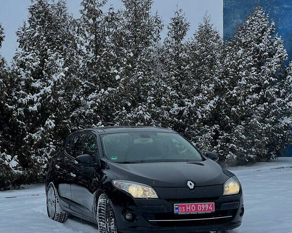 Черный Рено Меган, объемом двигателя 1.6 л и пробегом 211 тыс. км за 8400 $, фото 1 на Automoto.ua