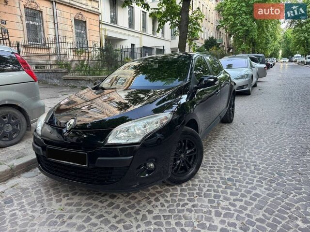 Чорний Рено Меган, об'ємом двигуна 1.5 л та пробігом 190 тис. км за 7300 $, фото 1 на Automoto.ua