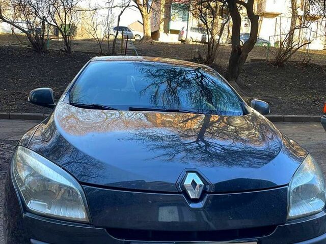 Черный Рено Меган, объемом двигателя 1.6 л и пробегом 178 тыс. км за 6500 $, фото 1 на Automoto.ua