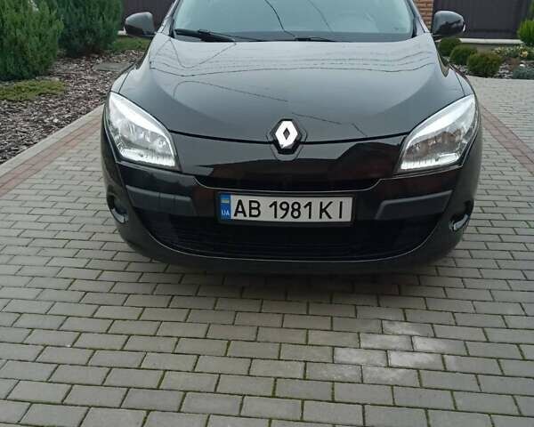 Черный Рено Меган, объемом двигателя 1.6 л и пробегом 164 тыс. км за 8100 $, фото 1 на Automoto.ua