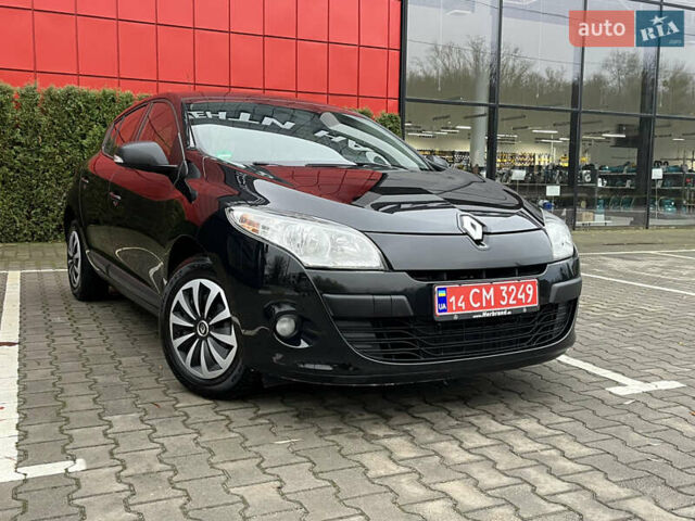 Черный Рено Меган, объемом двигателя 1.6 л и пробегом 153 тыс. км за 7200 $, фото 1 на Automoto.ua