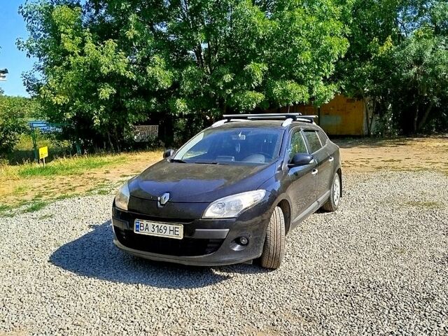Чорний Рено Меган, об'ємом двигуна 1.5 л та пробігом 230 тис. км за 7500 $, фото 1 на Automoto.ua