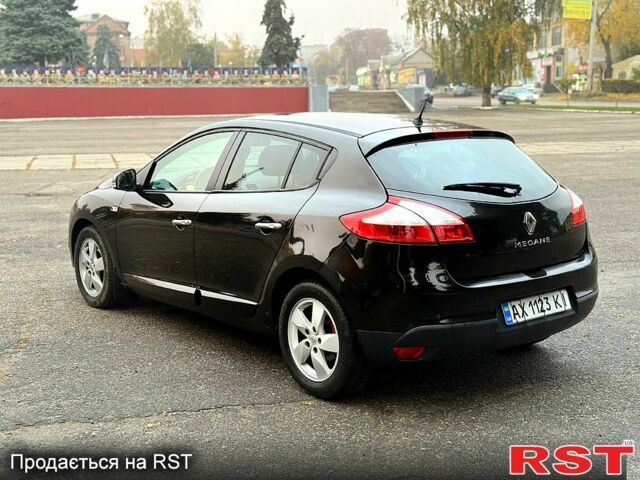 Черный Рено Меган, объемом двигателя 1.6 л и пробегом 240 тыс. км за 5999 $, фото 1 на Automoto.ua