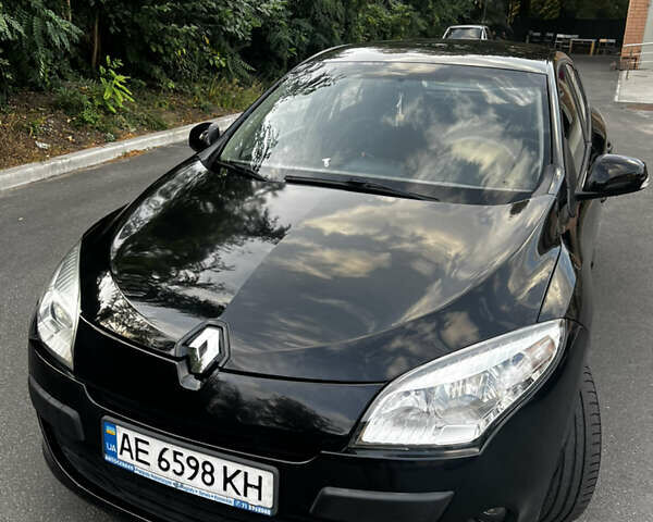 Рено Меган 2011 в Днепре (Днепропетровске) на Automoto.ua Черный Рено Меган, объемом двигателя 1.5 л и пробегом 179 тыс. км за 6499 $, фото 1 на Automoto.ua